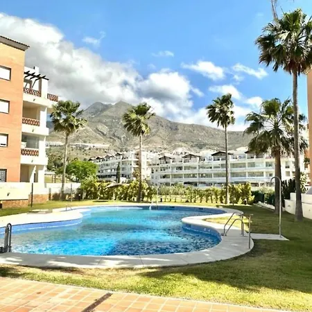 Helios 8 Apartment *